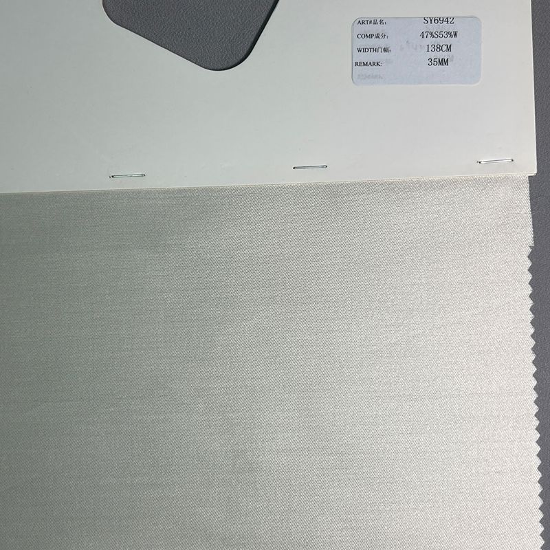 sy6942,47%silk53%wool,138cm,35mm,twill,piece-dyed