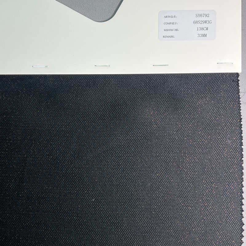 sy6792,68%silk29%wool3%metallic,138cm,33mm,piece-dyed