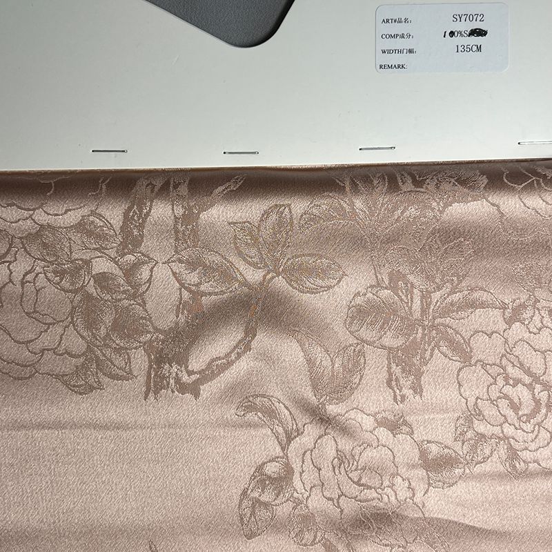 sy7072,100%silk,135cm,19mm,jacquard,piece-dyed