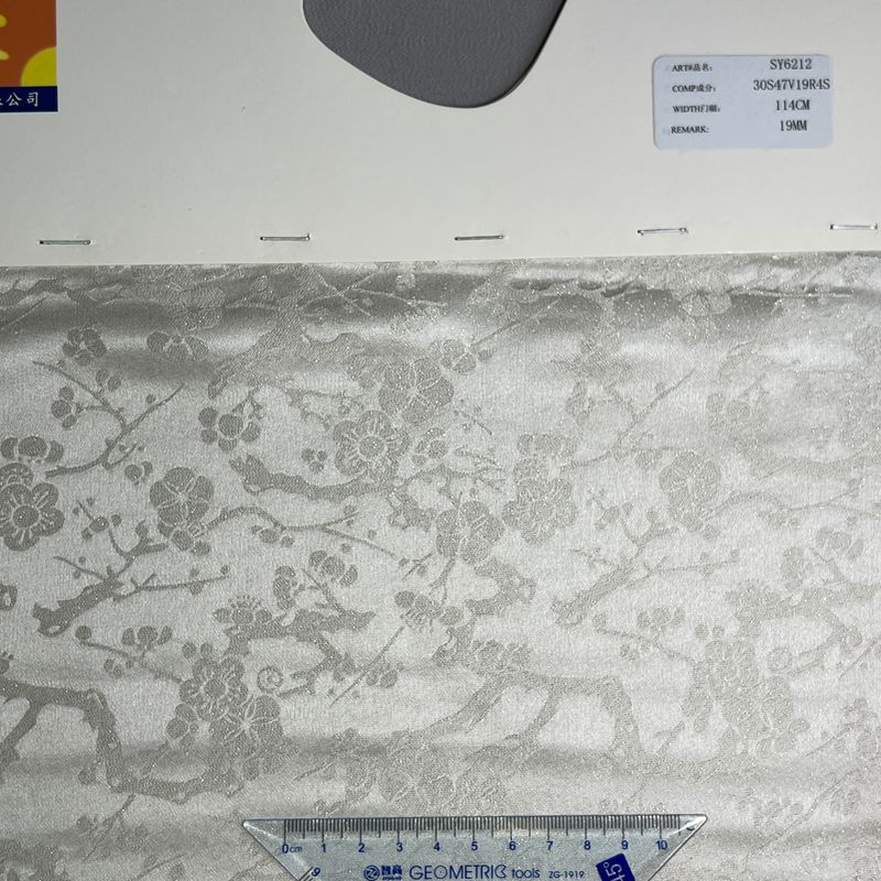 sy6612,30%silk47%viscose19%rayon4%metallic,114cm,19mm,jacquard,piece-dyed